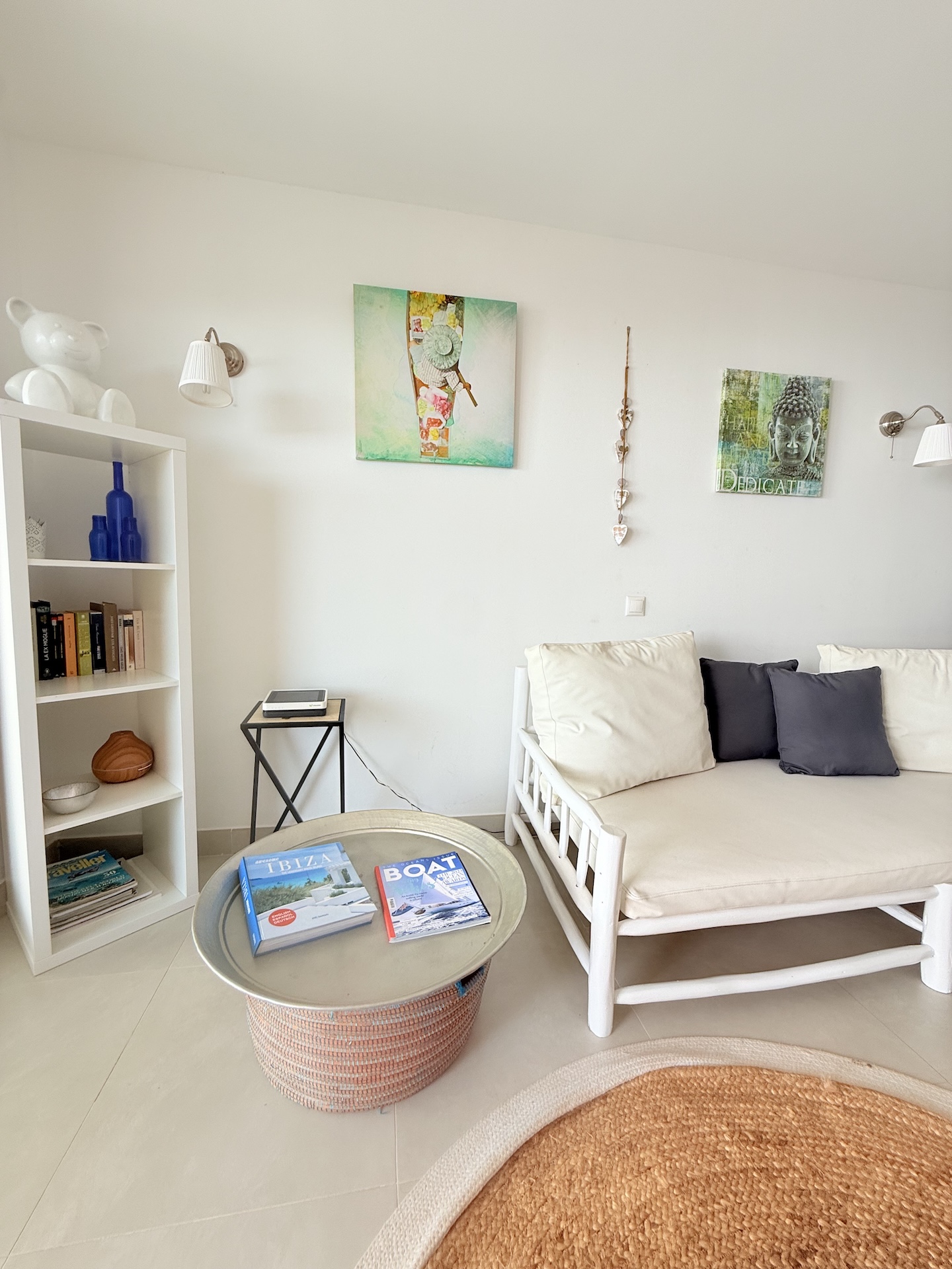 Resa Estates Ibiza longter rental Cala Tarida penthouse living.jpeg
